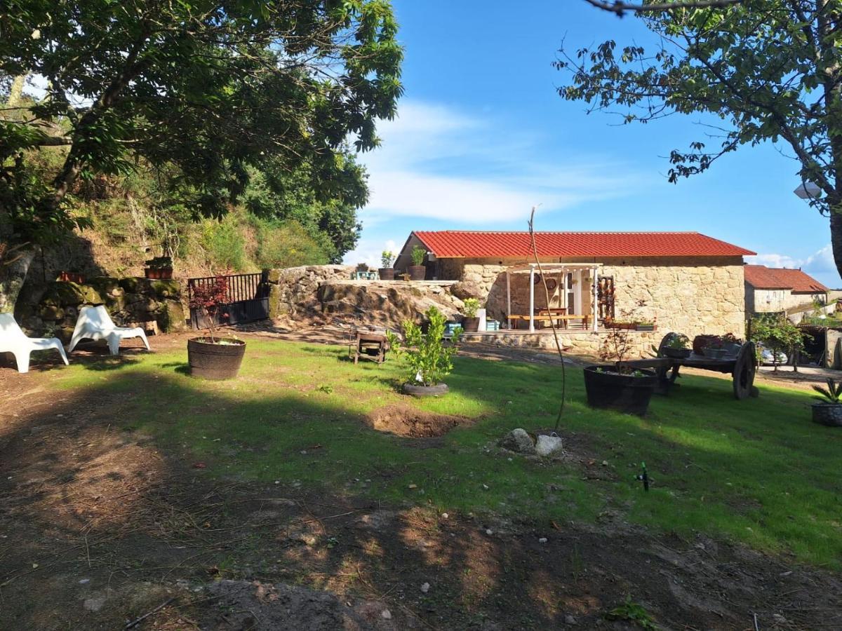 Casa Rústica Monte Aloia: Rehabilitated Rural Retreat with Natural Stream Apartment Tui Exterior photo